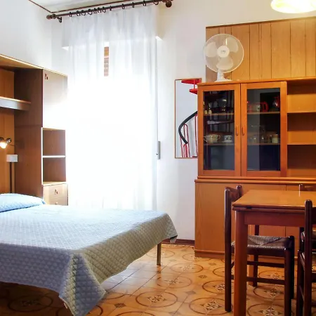 Apartamento Locazione Turistica Tea - Laz500